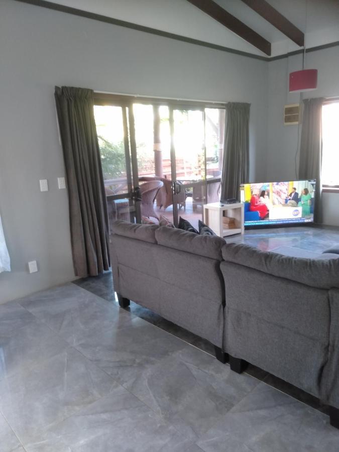 Te Moana Nui Villas 阿罗朗吉 外观 照片